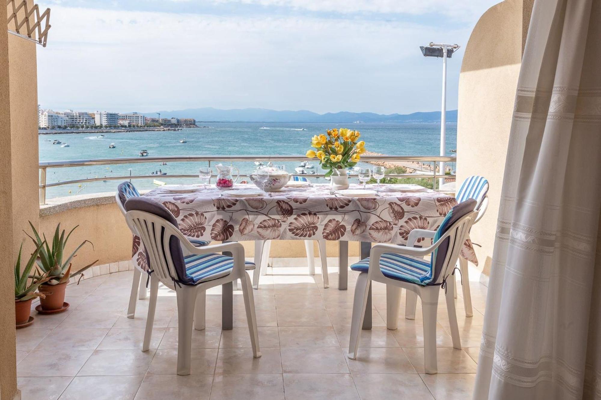 Apartamento Passeig Del Mar L' Escala Exterior foto